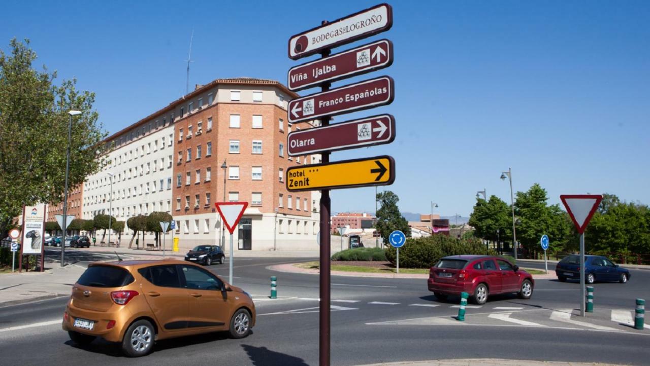 Logroño Centro a orillas del Ebro Exterior foto